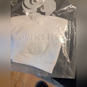 Women's Best White Crop Top